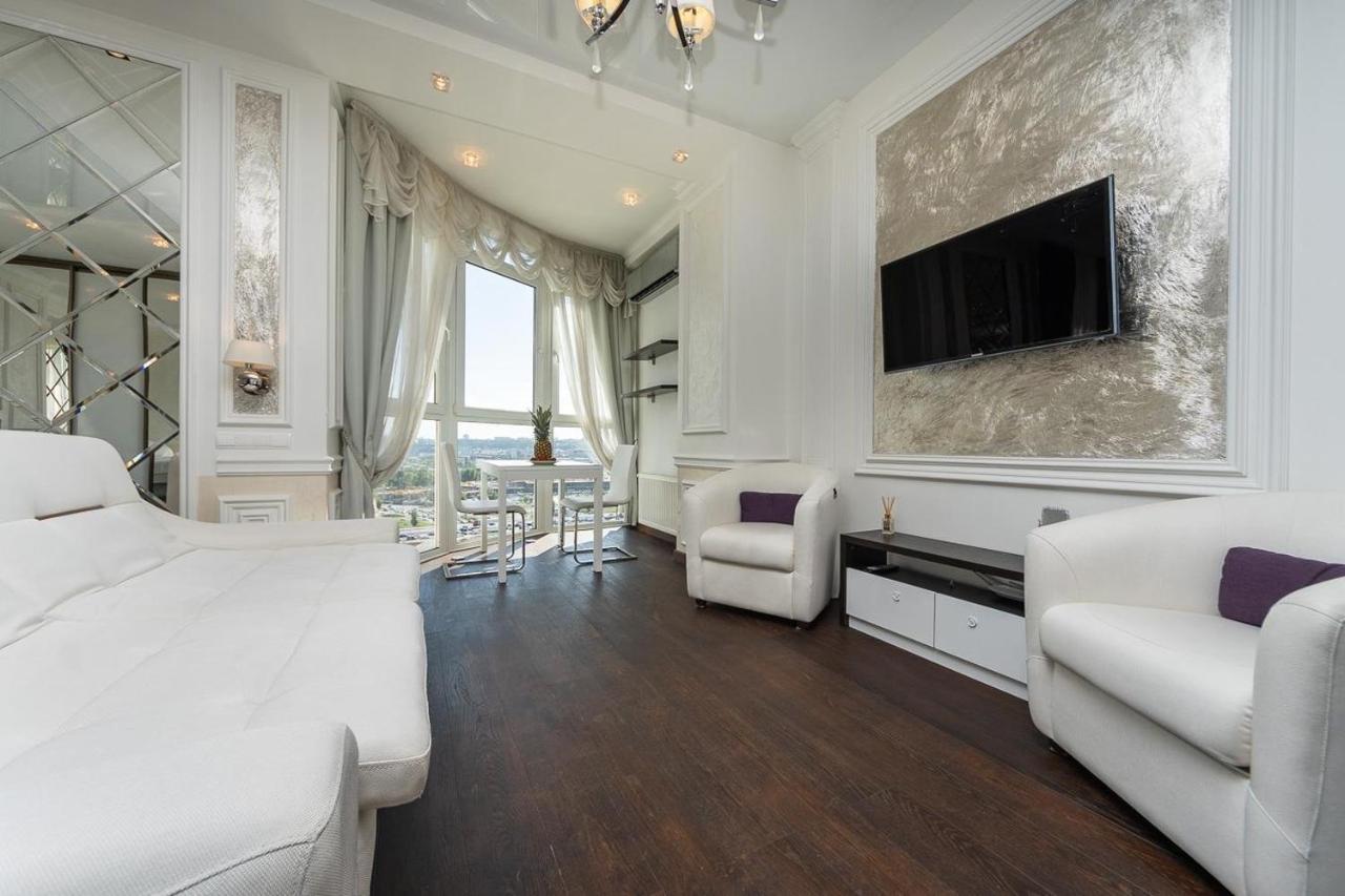 Exquisite Panoramic Views Apartment Dnipro Embankment Kijev Kültér fotó